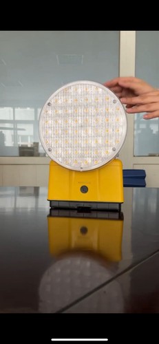 Lampada lampeggiante cantiere