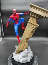 Statua Diorama Spiderman, Uomo