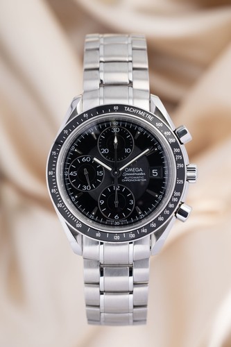 Omega speedmaster date 40mm - omega,
