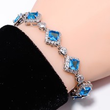 Bracciale regolabile in