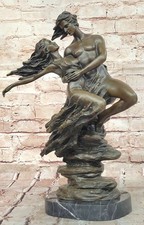 Opera d'arte moderna astratta rinomato artista italiano Aldo Vitaleh scultura in bronzo