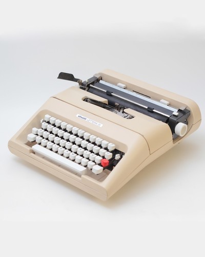 Macchina scrivere olivetti - da, "olivetti