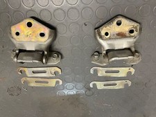  ricambi  CERNIERE PORTELLONE CON SPESSORI Mitsubishi Pajero V60