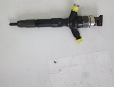 Iniettore Cilindro 4 2367030400 DENSO TOYOTA HILUX 7 3.0 126 KW 171 CV Questo