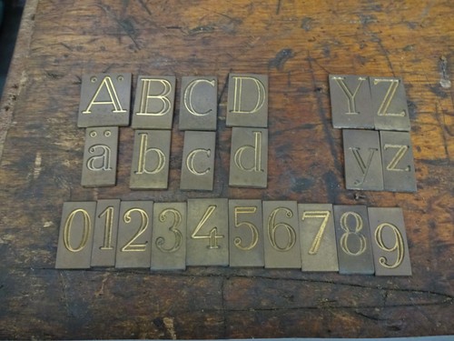 Gravograph font ottone