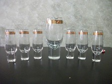 antico servizio bicchieri in