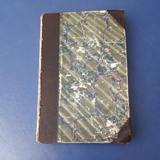 La Poupée Bien Élevée Suive