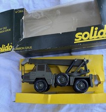 Camion militare vintage solido - camion,