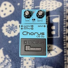 Boss CE-2W Waza Craft Chorus Pedale per chitarra effetto chorus usato dal GIA...