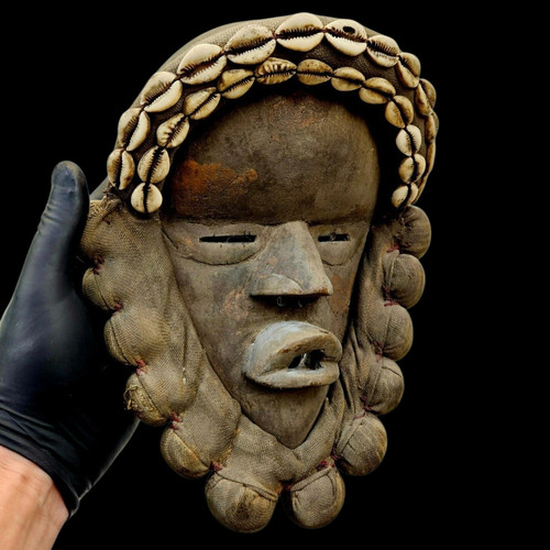 Maschera tribale africana