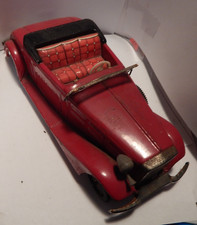 auto giocattolo latta
