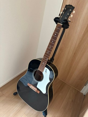 Sella dritta per - , chitarra