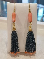 ORECCHINI IN ARGENTO DORATO GRAPPOLO DI SPINELLI SFACCETTATI E CORALLI ROSA 