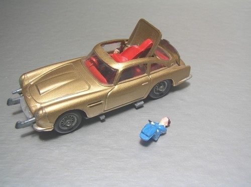 Corgi toys 261 james bond - corgi,