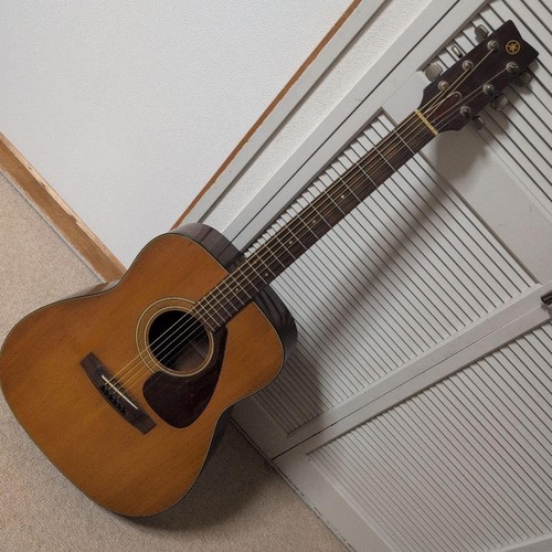 Chitarra acustica vintage