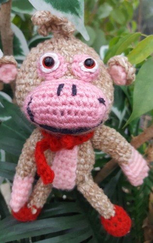 Amigurumi scimmia 20 cm - amigurumi,