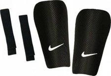Protezioni da calcio Nike J