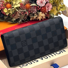 Louis Vuitton Damier