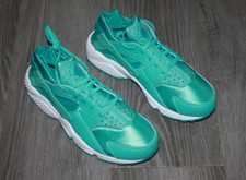 Nike Air Huarache sneaker