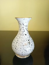 Piccolo Vasetto francese in porcellana firmato Ungaro