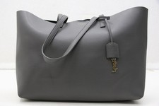 Yves saint laurent - saint, shopping