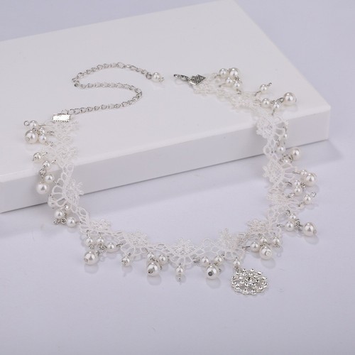 Collana bianca stile coreano
