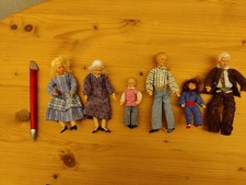 Vecchie bambole retrò casa