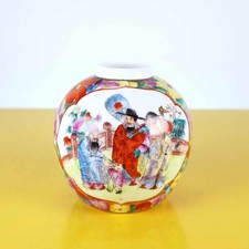 Vaso in Porcellana Decorato a