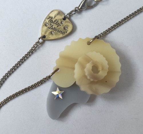 Collana con ciondolo - , tatty