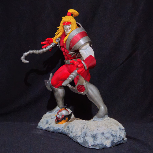 Statua omega red men - statua,