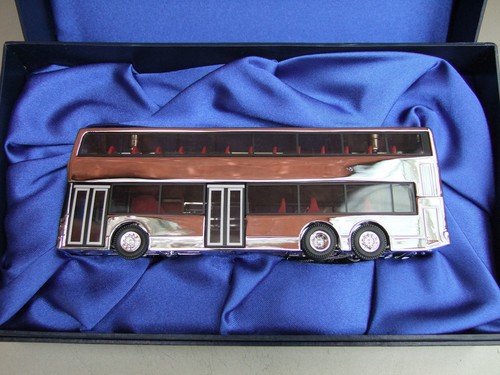 Dennis trident iii bus corgi - trident,