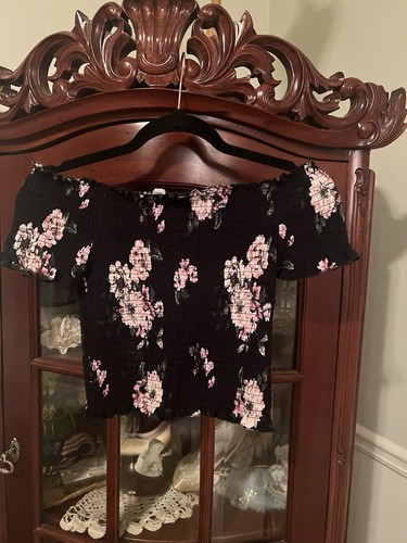 Top donna floreale spalle