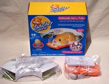 Zhu Zhu Pets Skateboard & U-Turn Track Sezioni - Nuovo con scatola