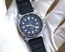 Orologio Yema diver navygraf vintage 990 feet 300m acciaio raro uomo