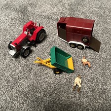 Trattore d'epoca Britains MF