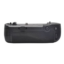 MB-D16 Battery Grip verticale
