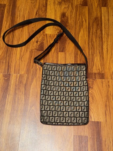 Borsa fendi tracolla - a,