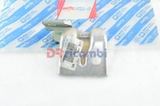 FRONT RIGHT SIDE DOOR HINGE