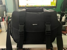 Borsa Amazon Basics per fotocamera