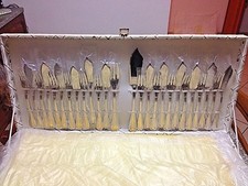 Set POSATE 26 e vassoi da