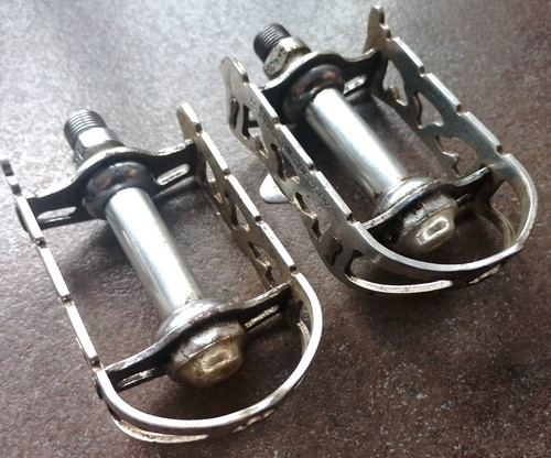 Coppia pedali piuma originali