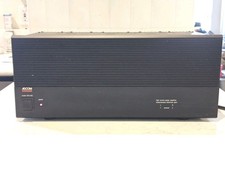 Amplificatore di potenza Adcom
