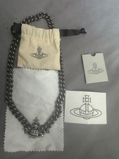 Collana girocollo sfera