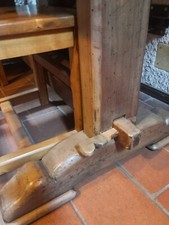 Tavolo grande in legno