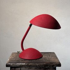 Lampada vintage rossa da tavolo o scrivania anni 50 design modernista