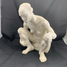 Statua Donna In Gesso Sandrine