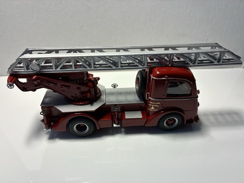 Camion dei pompieri modellino