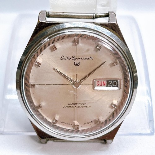 Seiko sportsmatic five - five, day