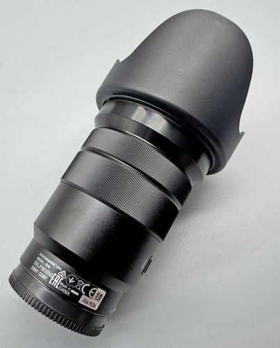 Sony 105 mm - e, f/4