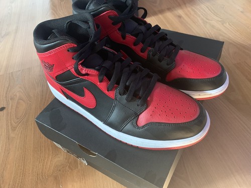 Nike air jordan mid - 1,